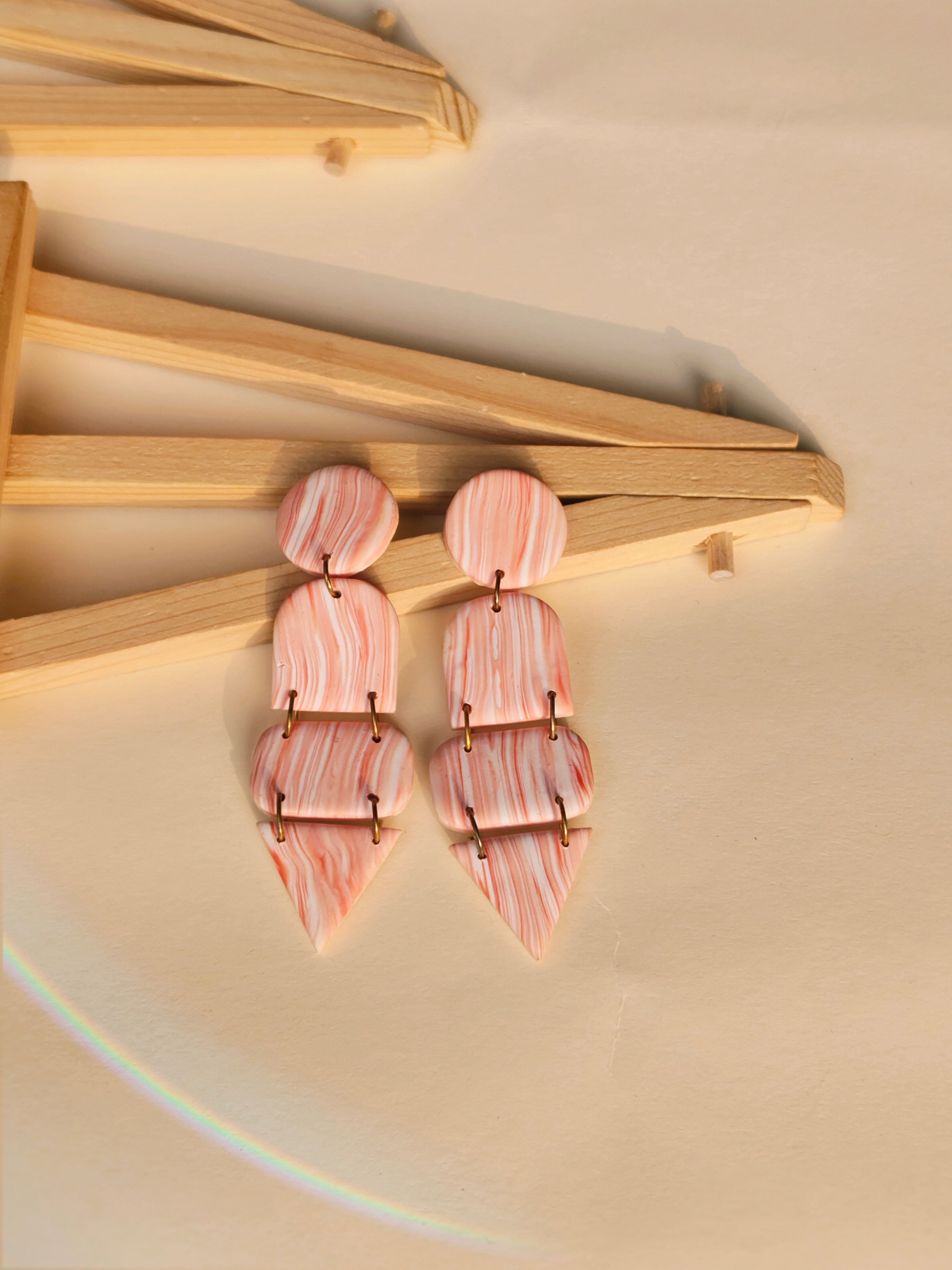 Coral Drift – inspired by the marbled coral tones.